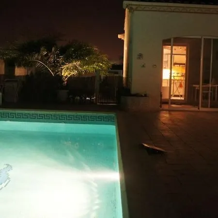 Agence Jf Immo - Spacieuse 8 Pers Avec Piscine Privee Proche Des Plages V0475 Vias