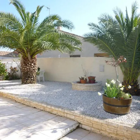 Agence Jf Immo - Spacieuse 8 Pers Avec Piscine Privee Proche Des Plages V0475 * Vias
