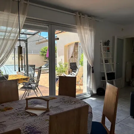Agence Jf Immo - Spacieuse 8 Pers Avec Piscine Privee Proche Des Plages V0475 * 비아스