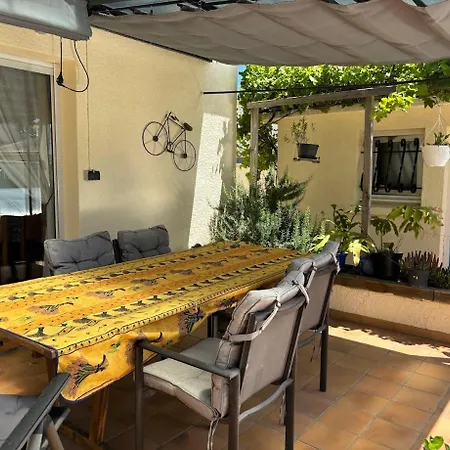 Agence Jf Immo - Spacieuse 8 Pers Avec Piscine Privee Proche Des Plages V0475 *