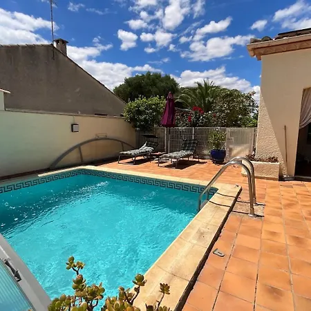 Agence Jf Immo - Spacieuse 8 Pers Avec Piscine Privee Proche Des Plages V0475 * Vias