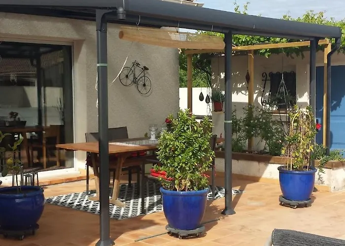فيلة V0475 - - Spacieuse 8 Pers Avec Piscine Privee Proche Des Plages *